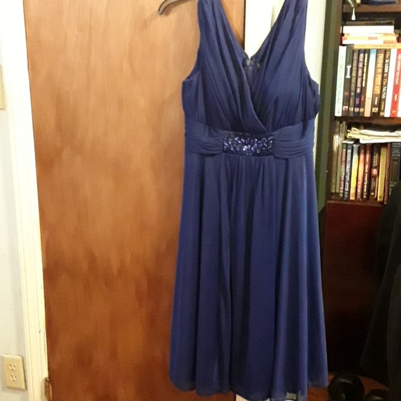Jessica Howard Dress, size 14 - Picture 2 of 4